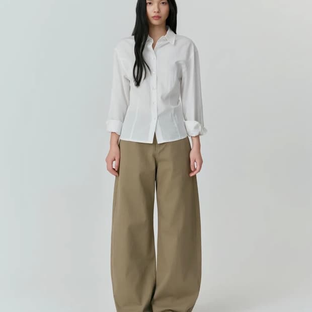 무신사 스탠다드 무탠다드 우먼즈 코튼 커브드 팬츠 베이지