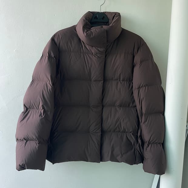 유니클로 파우더 소프트다운 재킷 S