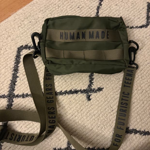 휴먼메이드 크로스백