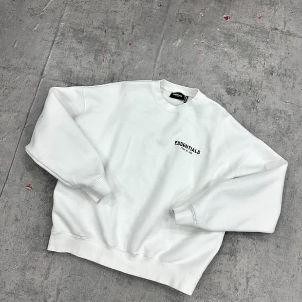 피오갓에센셜 백프린팅 스웻셔츠M