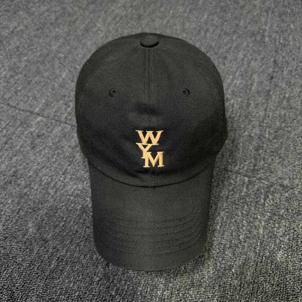 우영미 로고 볼캡 