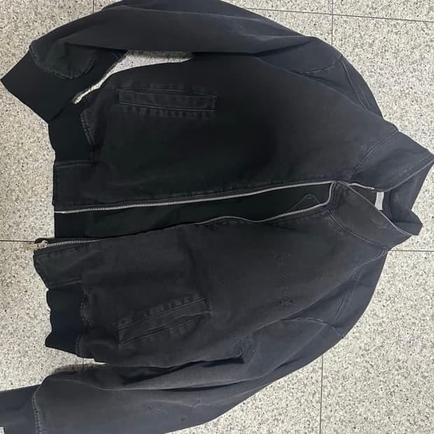 MPa R-POINT JACKET (BLACK)