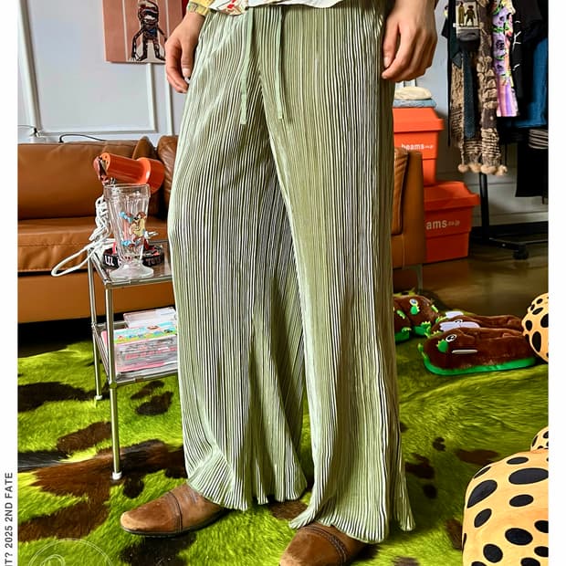 JPN Vintage Wide Boots-Cut Pleats Pants