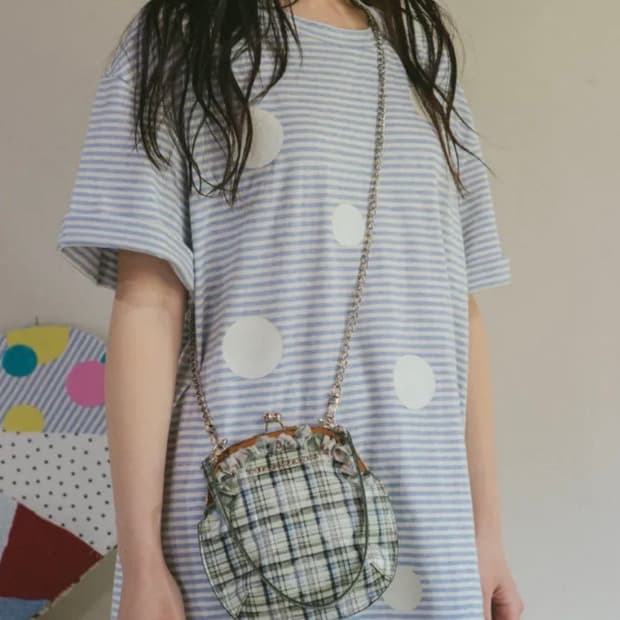 더뮤지엄비지터 CHECK PRINTED 미니백