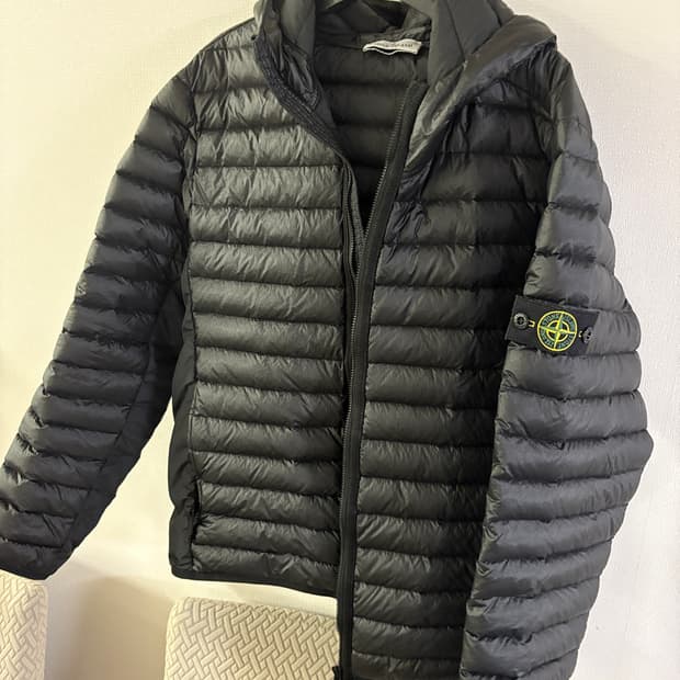 스톤아일랜드 경량패딩 키즈 14A