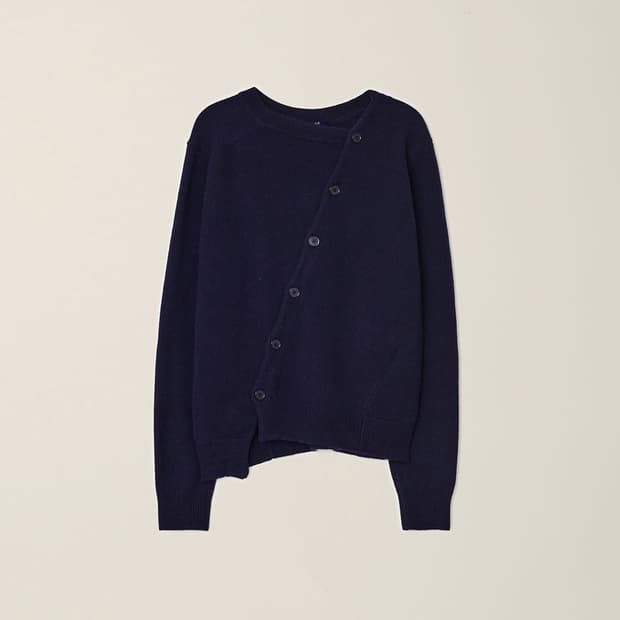 누마레 ee 네이비 가디건 xl 삽니다