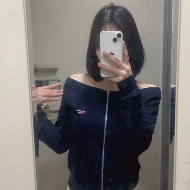 (유일 희귀 매물) 홀리스터 오프숄더 집업 네이비