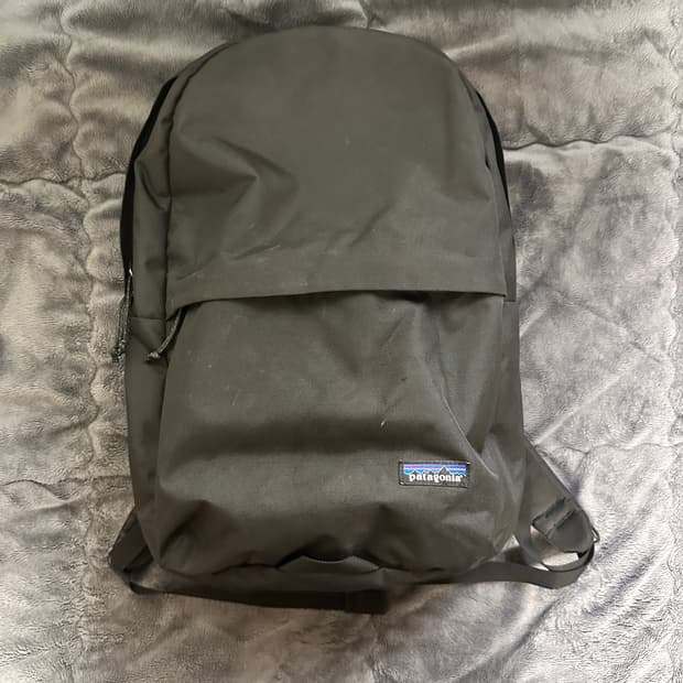 파타고니아 백팩 블랙
