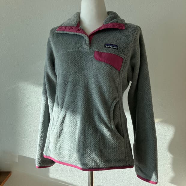 파타고니아 신칠라 반집업 후리스맨투맨 회핑배색 우먼 xs사이즈