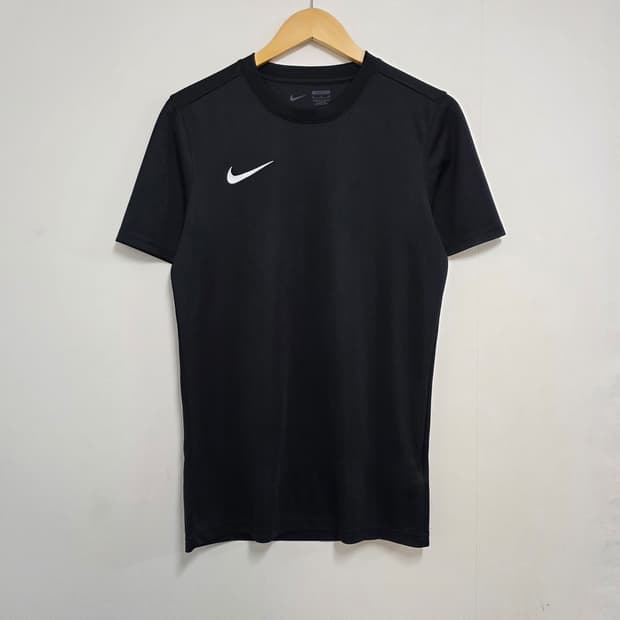 S 90 나이키 드라이핏 기능성 반팔티셔츠