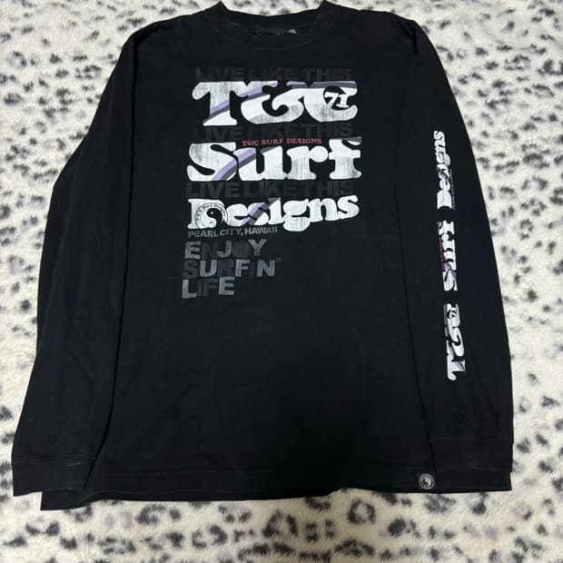 “TC SURF” Y2K Lettering Sleeve
