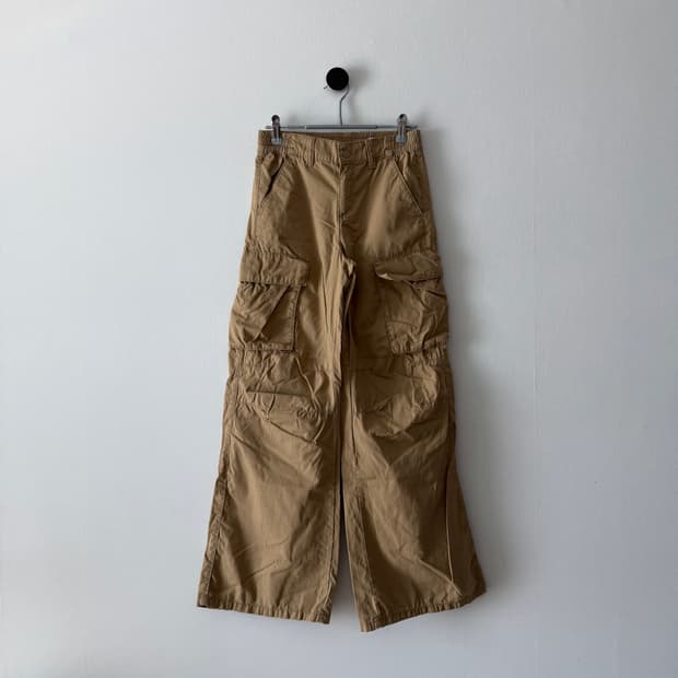 H&M 로우라이즈 카고팬츠