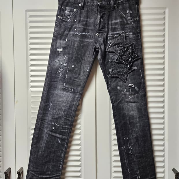 디스퀘어드2 스타패치 쿨가이 데님진 판매합니다.