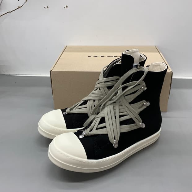 릭오웬스 메가레이스 42 새상품