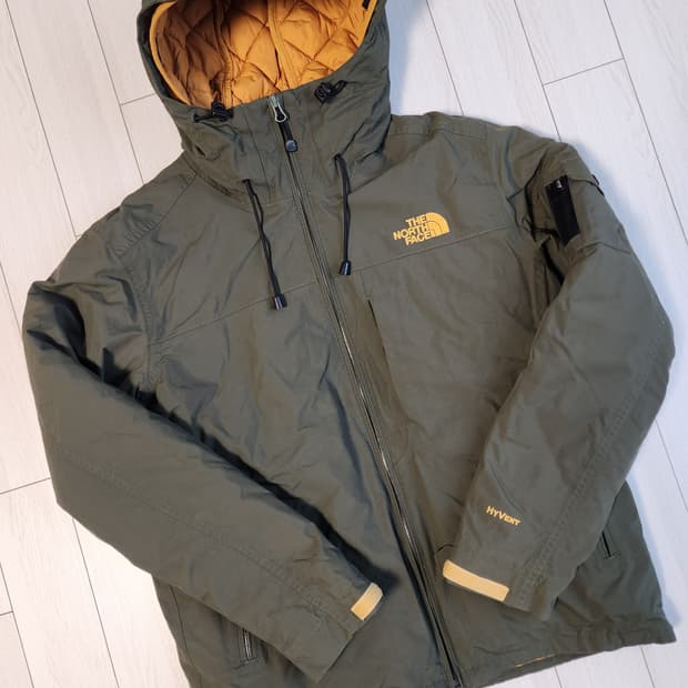 노스페이스 하이벤트 퀄팅 내피 바람막이 야상 자켓 사이즈m

여러 중고사