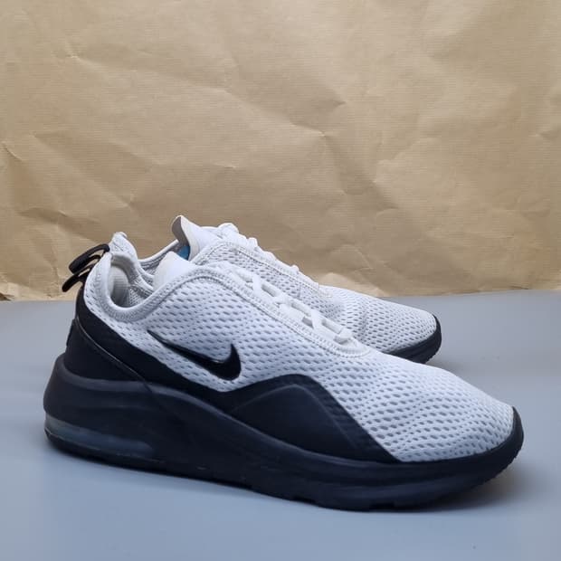 나이키 에어 모션2 운동화250 