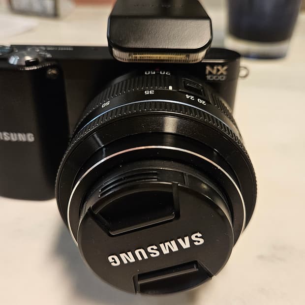 삼성 NX1000 미러리스 카메라