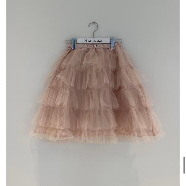 아티스트컴플렉스 샤샤스커트 SATIN CHACHA MIDI SKIRT (