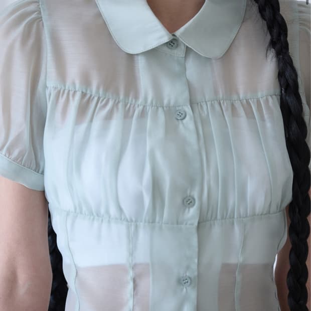 미레코 블라우스 SHIRRING SHEER BLOUSE MISTY BLU