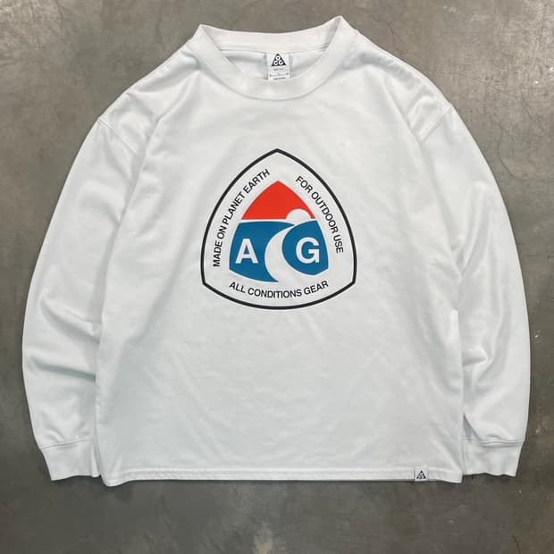 나이키 ACG 롱 슬리브