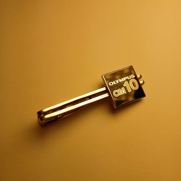 빈티지 OLYMPUS OM-10 넥타이핀 (#6)
