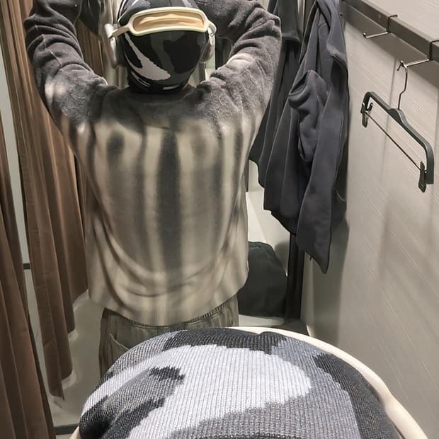 (급처🔥) 슈프림 블러드로고 스웨터 23fw