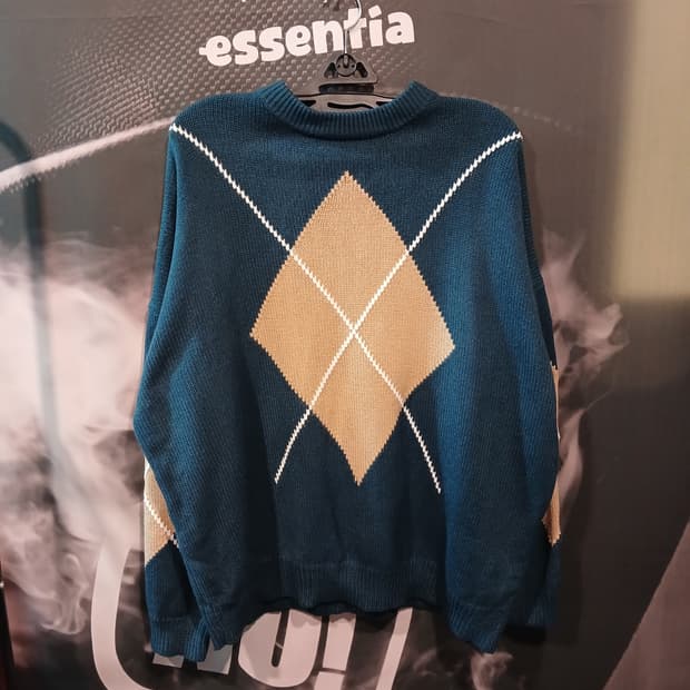 아가일 패턴 나트 스웨터