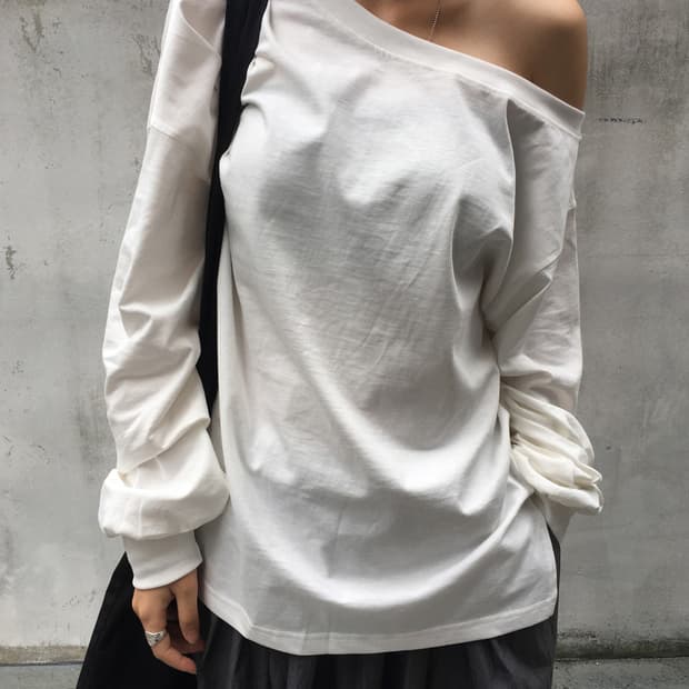 포시아보브 원숄더 롱슬리브 (White/Gray)