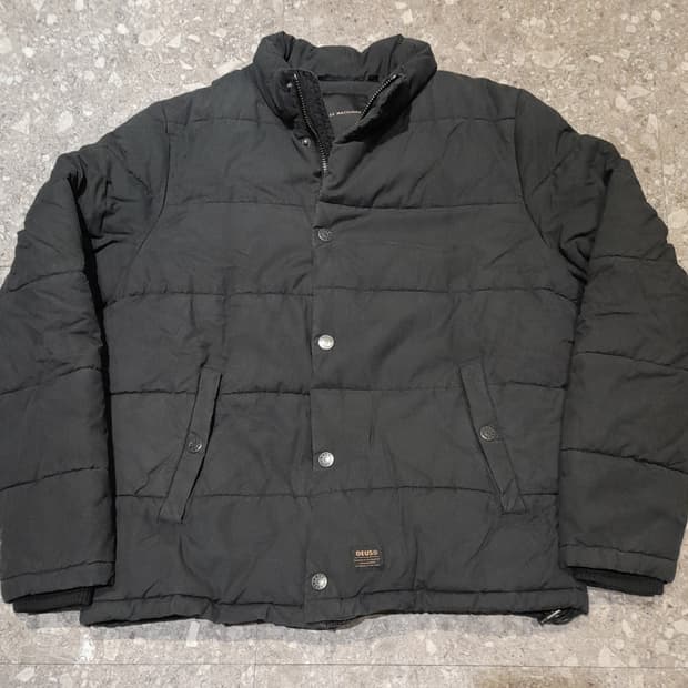 💥데우스 엑스마키나 패딩 자켓 블랙 (L)