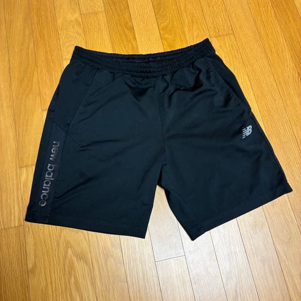 뉴발란스 반바지 (36)