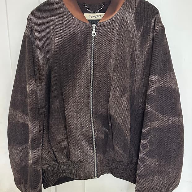 25fw 지용킴 썬블리치드 봄버 브라운 L