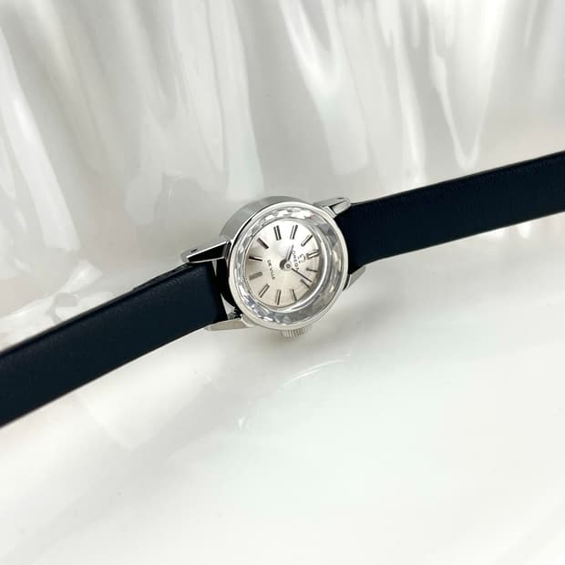 OMEGA Lady mini round steel watch