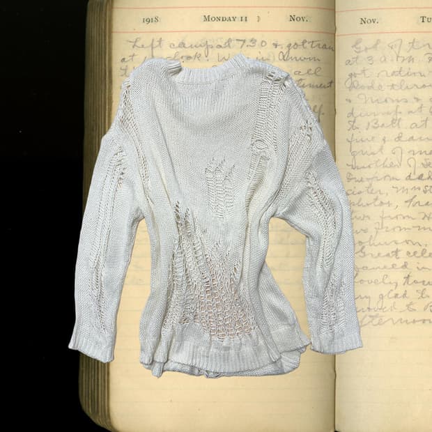 빈티지 화이트 디스트레스드 니트