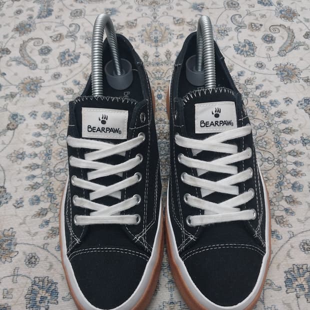 베어파우 블랙 캔버스 스니커즈 250mm