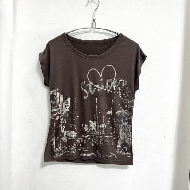 Brown graphic print top