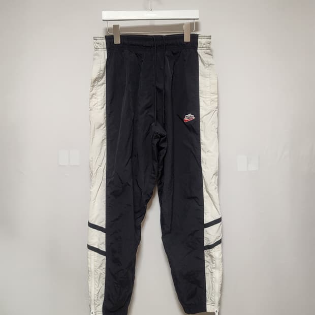 나이키 헤리티지 윈드러너 우븐팬츠