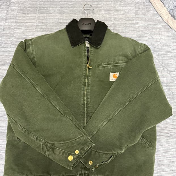 칼하트 wip og 디트로이트자켓 올리브 m사이즈 팝니다