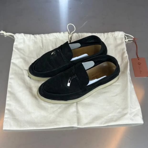 [정품] 로로피아나 클래식 블랙 러버 스웨이드 로퍼 235