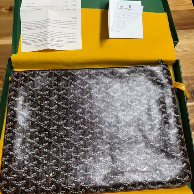 고야드 클러치  mgm