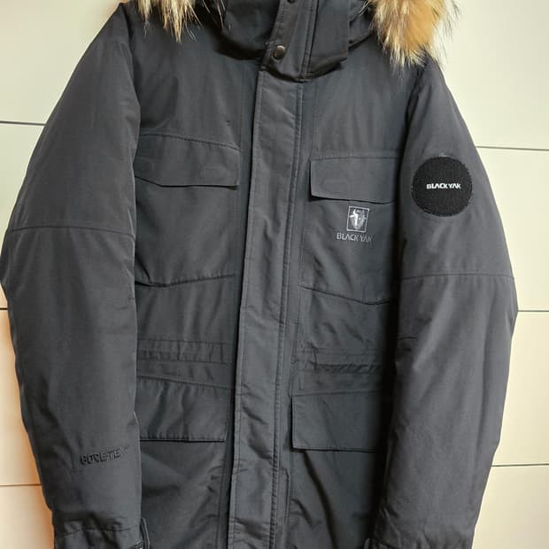 블랙야크 블랙 고어텍스 구스다운 패딩