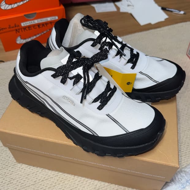 노다 norda 002 알파인 화이트 270mm