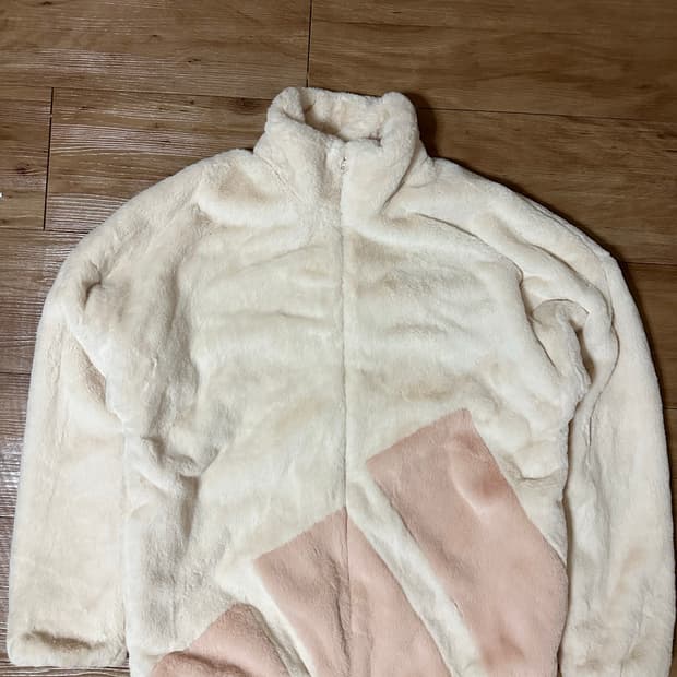 아디다스 후리스 인조 퍼 빅로고 플리스 자켓 판매