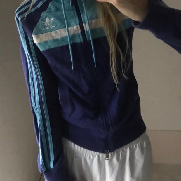 아디다스 후드집업 딱붙