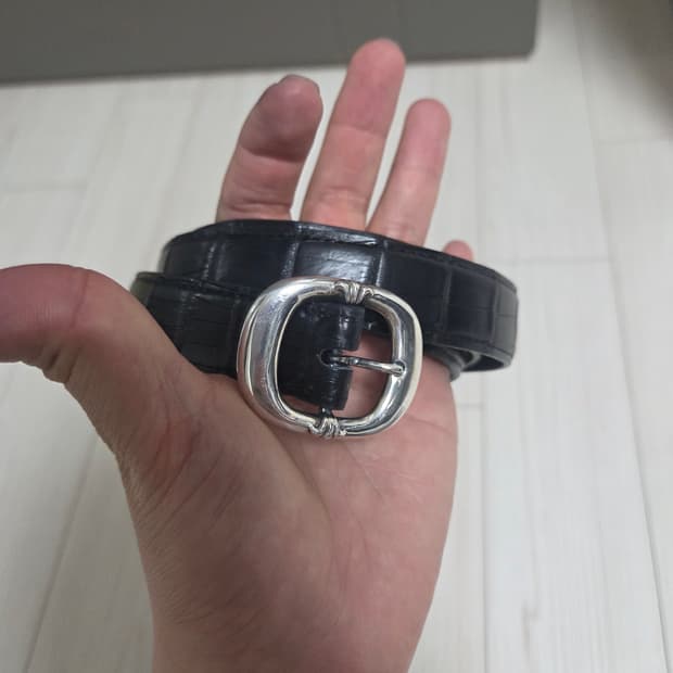 크롬하츠건슬링어 1인치 팝니다