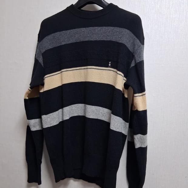 일본구제 먼싱웨어 남성 울니트 가오리루즈핏 남성M 98 레트로핏
원산지 