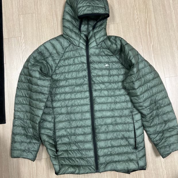 고요웨어 경량패딩(미사용)