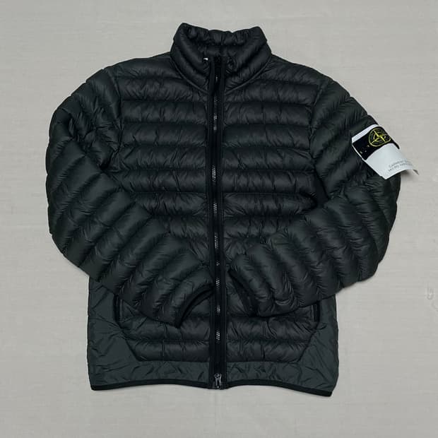 스톤아일랜드 가먼트 다이드 마이크로 얀 경량패딩 [S] 