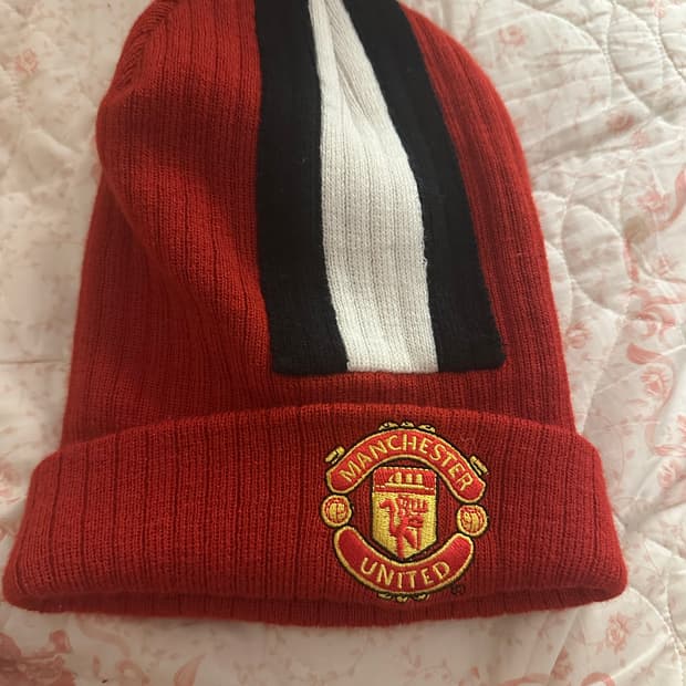 맨체스터유나이티드 비니 레드
