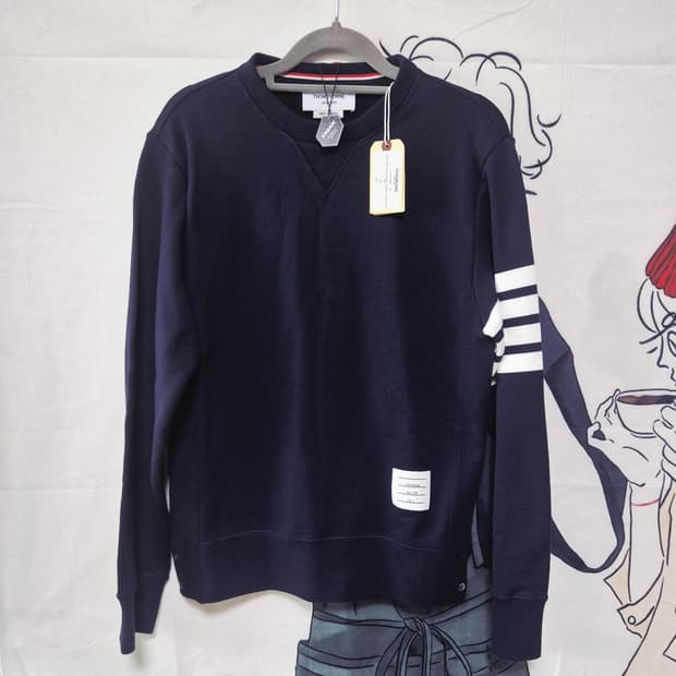 톰브라운 사선완장 맨투맨 네이비(새상품)