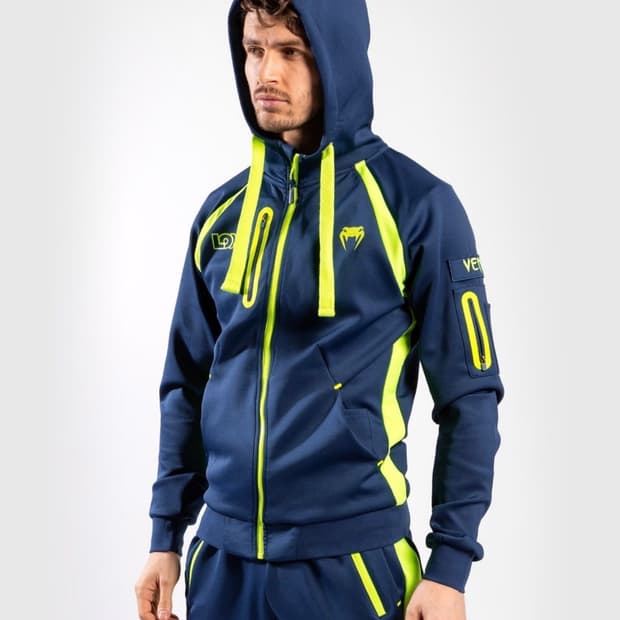 베넘 로마첸코 에디션 트레이닝 세트